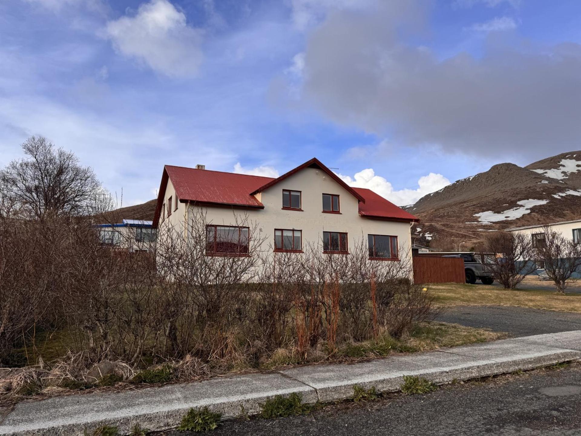 Guesthouse Talknafjoerthur Экстерьер фото